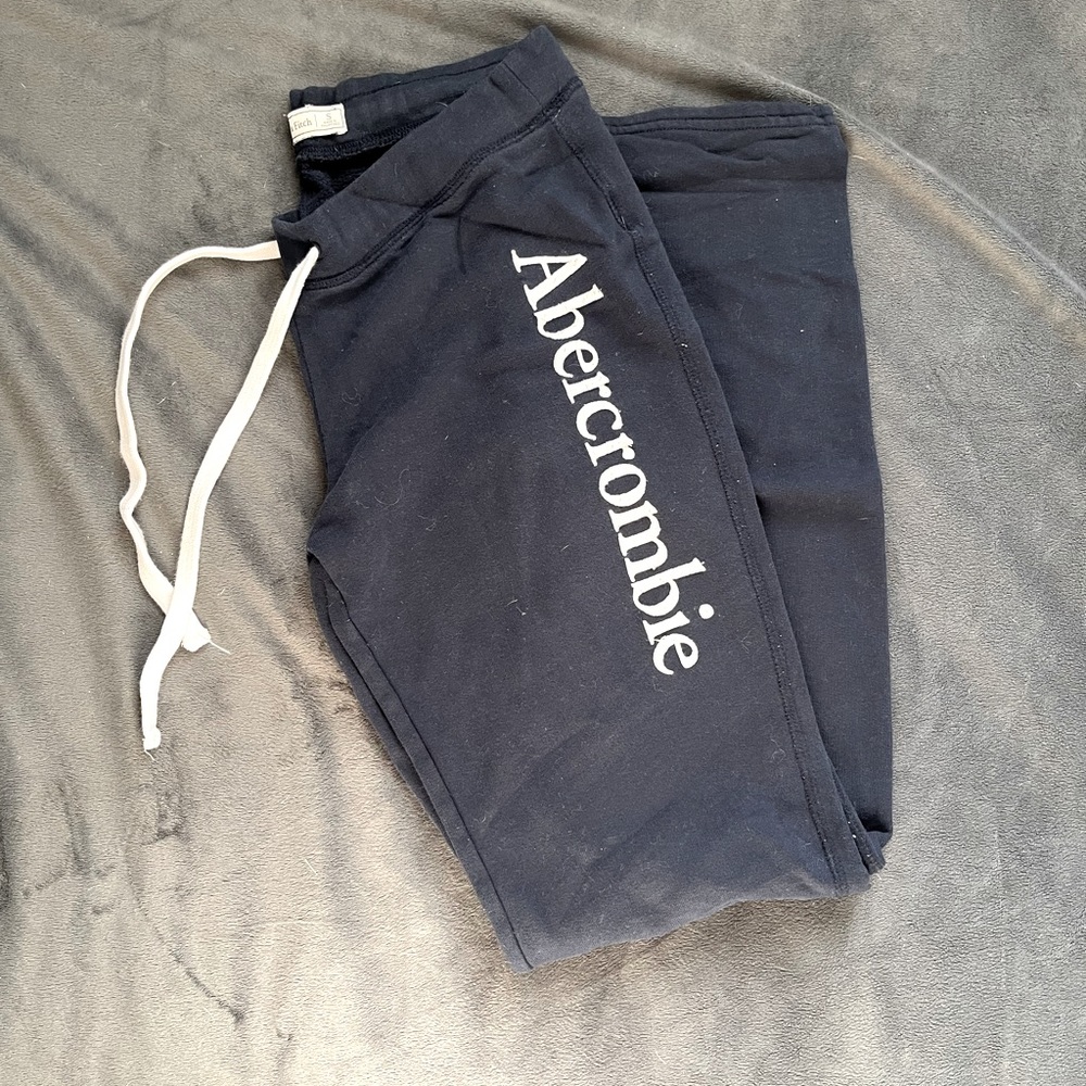 Navy blue Abercrombie sweatpants